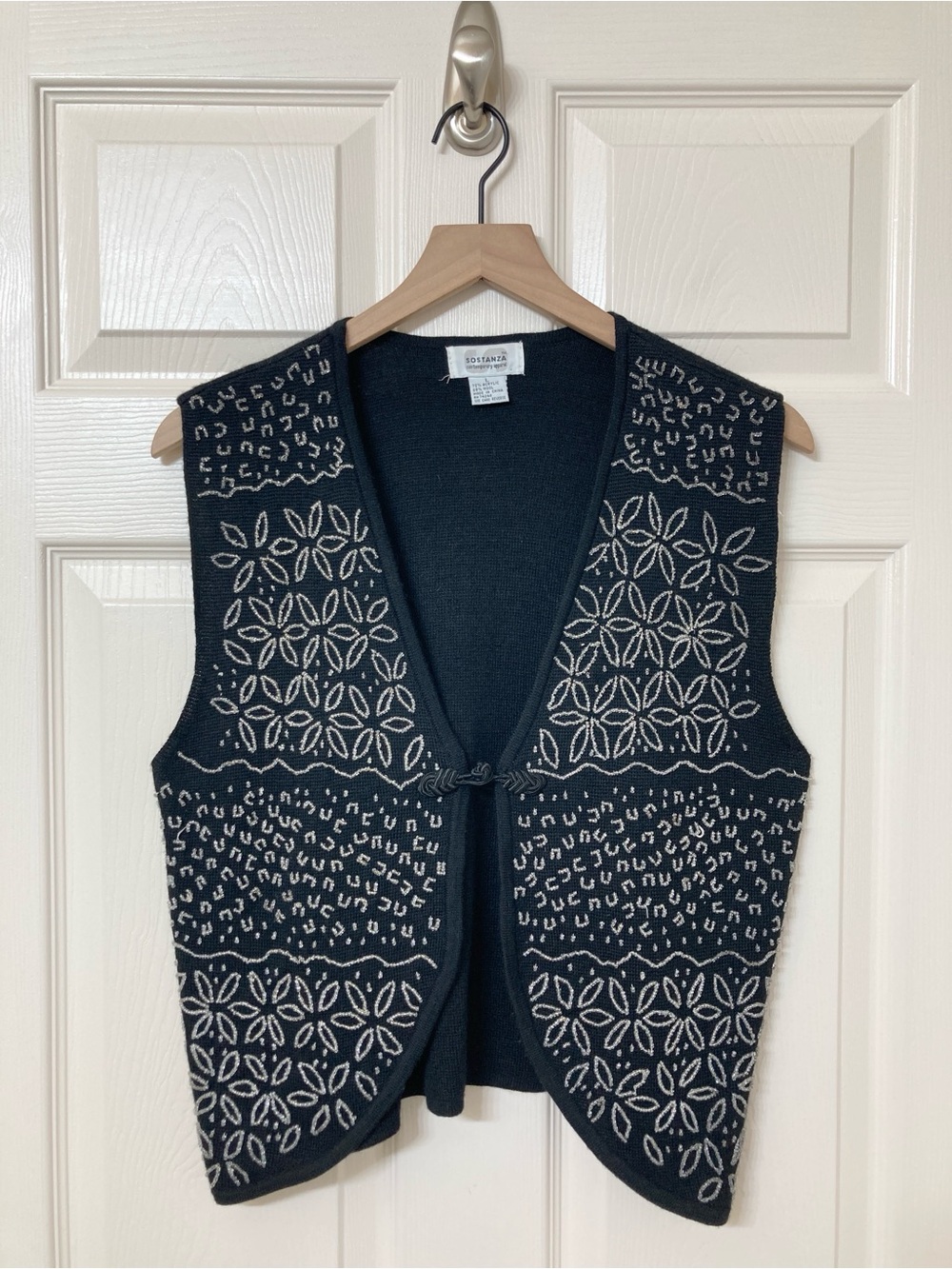 Vintage Women's Black Wool Beaded Sleeveless Vest Large Boho Goth Dark Academia